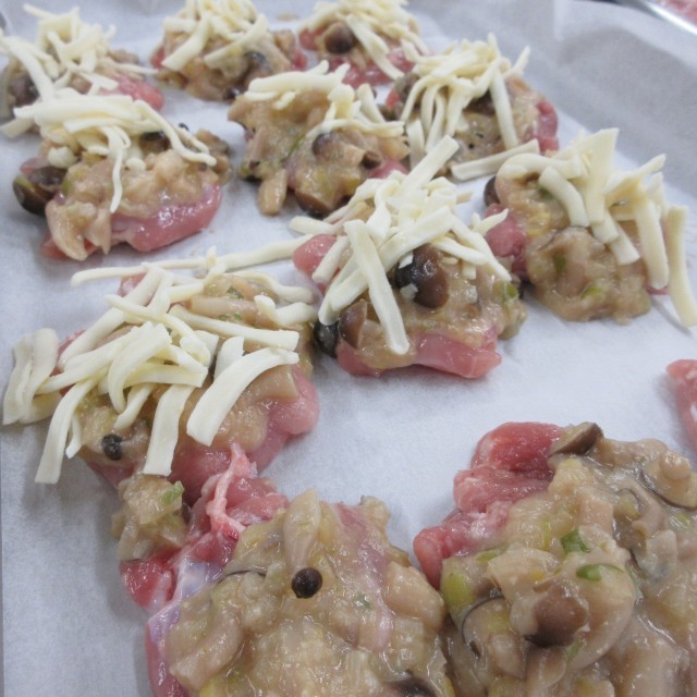 これから焼き上げます